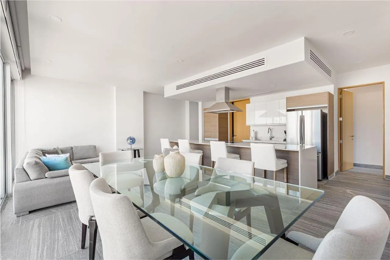 Luxury 3Br Condo* Rooftop Pool, Near The Beach Cancun
