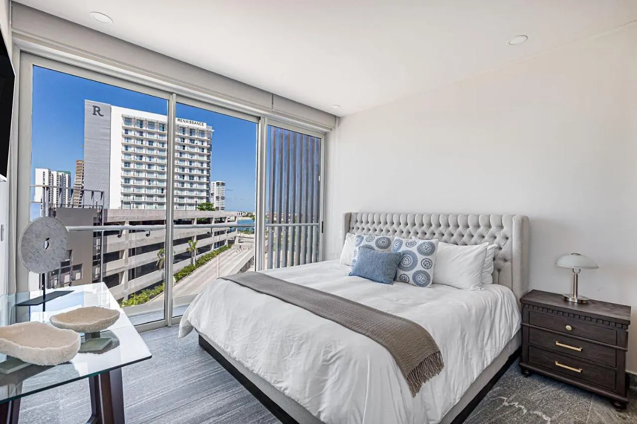 Luxury 3Br Condo* Rooftop Pool, Near The Beach Cancun 0*,  Mexico
